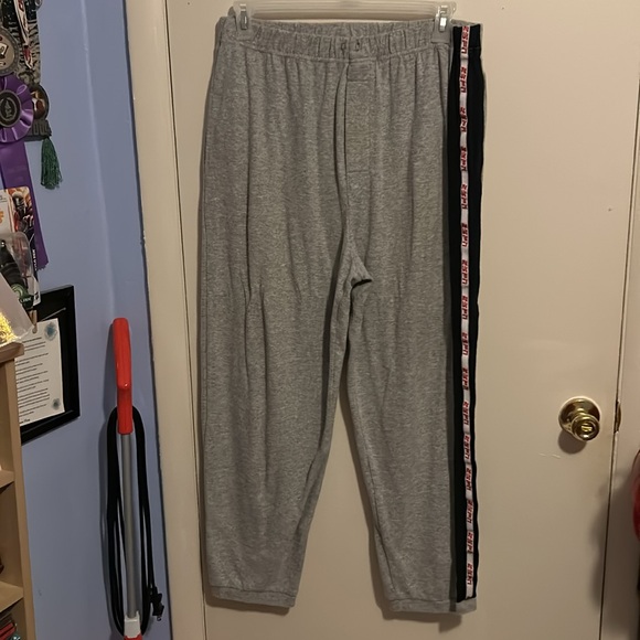 ESPN L Gray, Black, White and Red Sweatpants - Picture 1 of 10